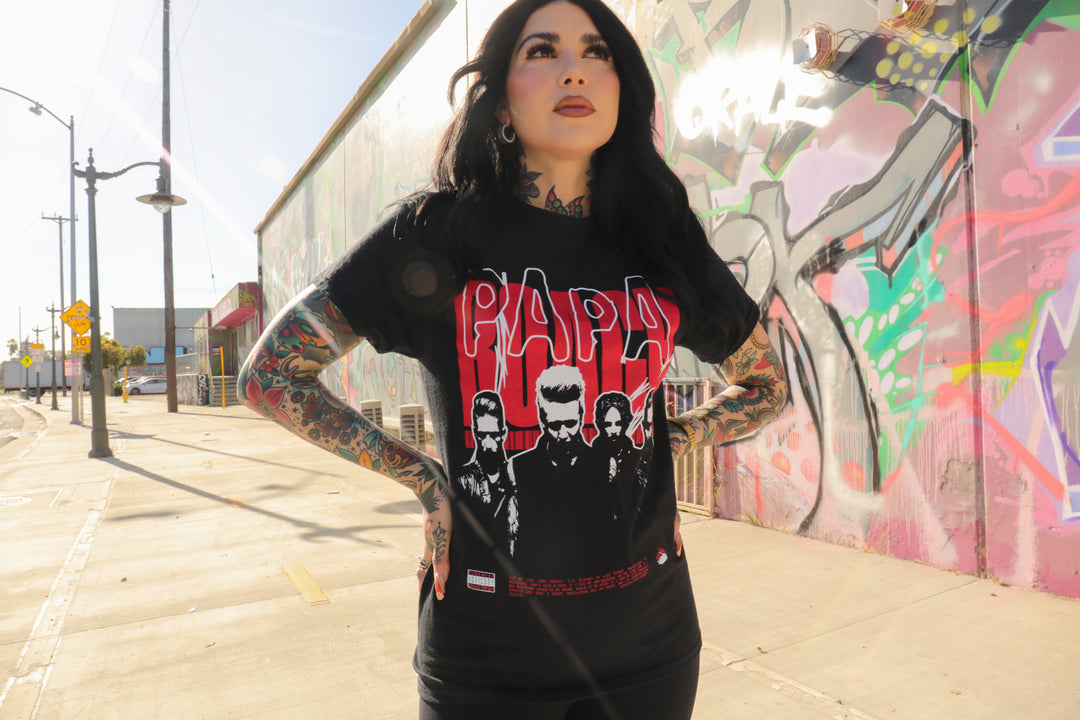 Razorwire Photo Tour Tee (Black) – Papa Roach